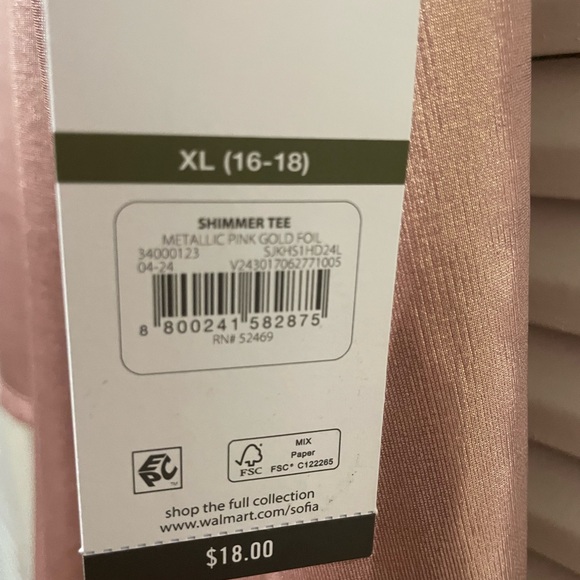 SOFIA VERGARA SHIMMER TEE - Picture 5 of 6